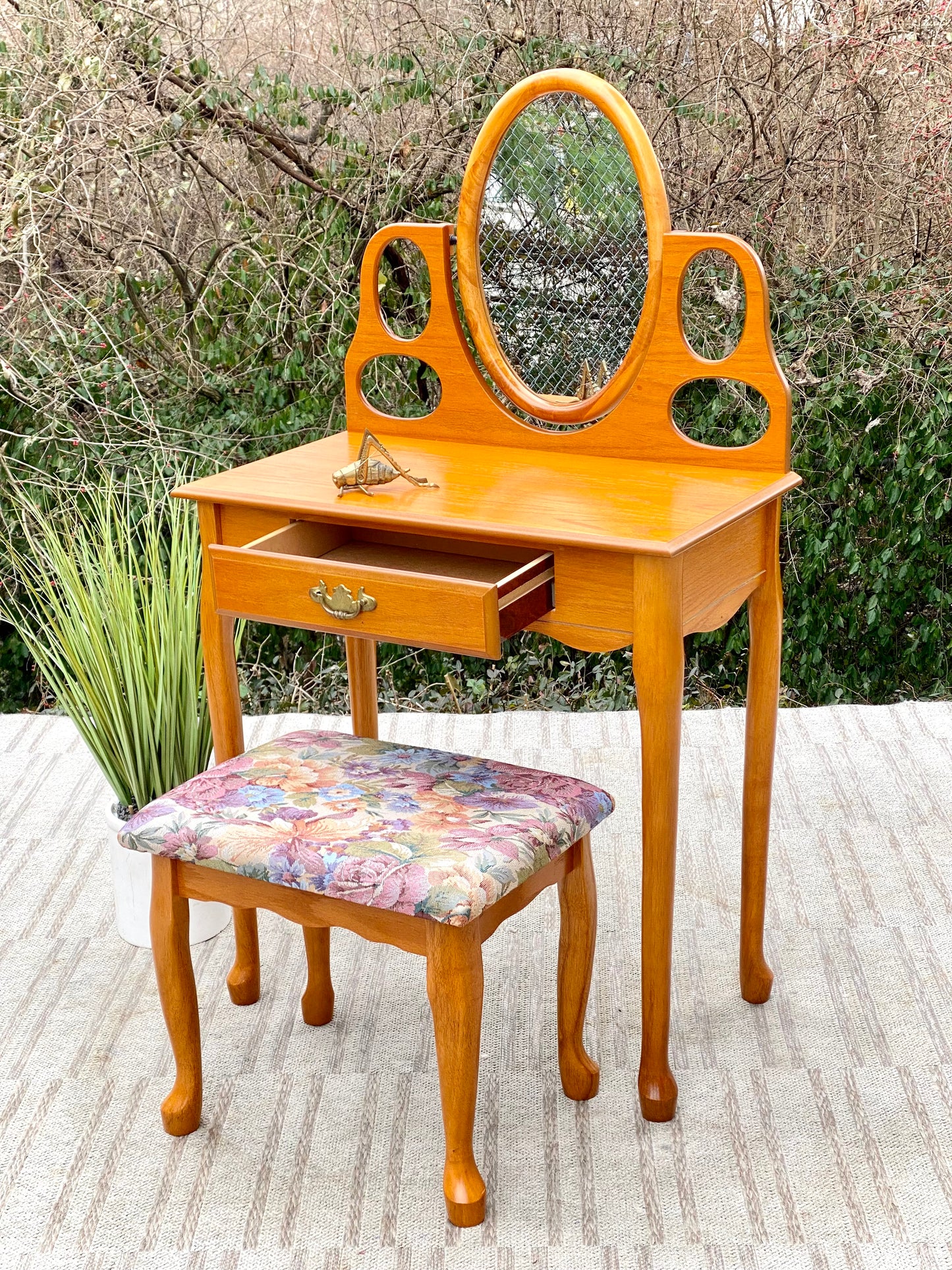 Nice Wooden Vanity and Seat