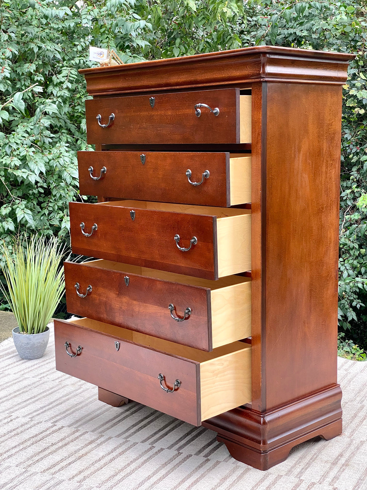 Nice Wooden Broyhill 5 Drawer Highboy Dresser