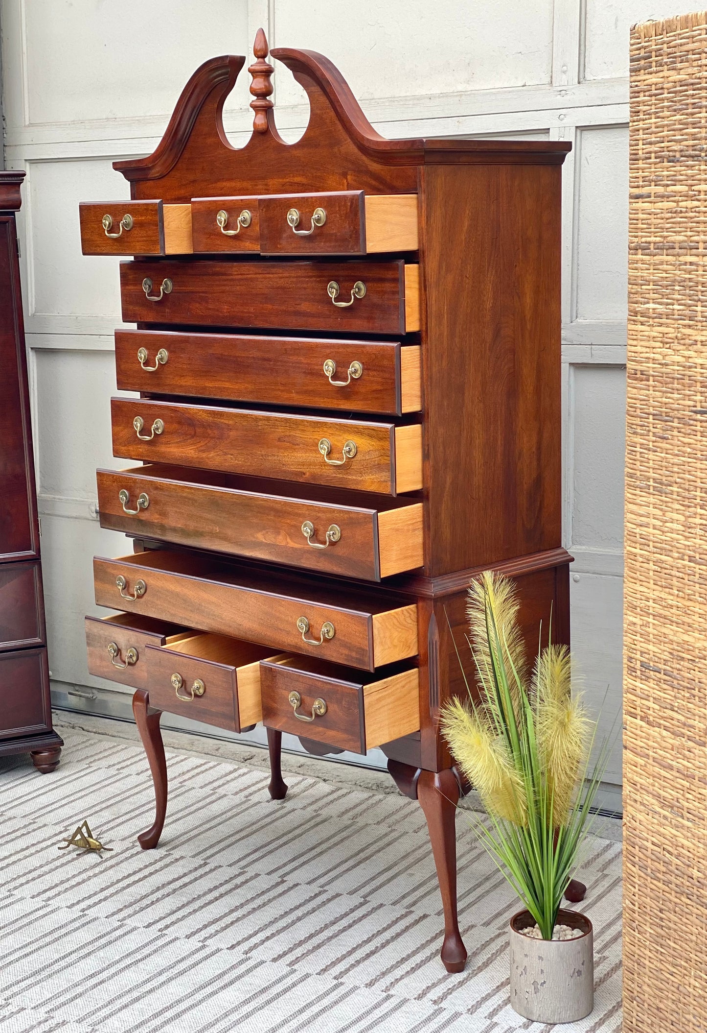 Modern Wooden Chest of Drawers