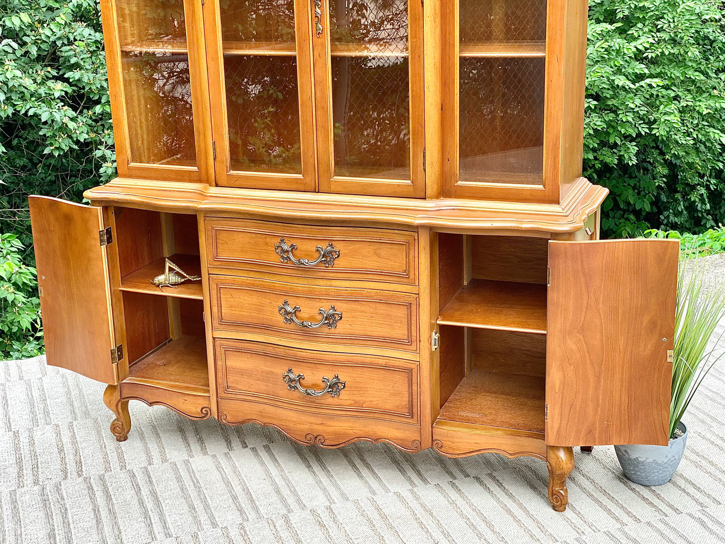 Vintage French Provincial Wooden Display Hutch