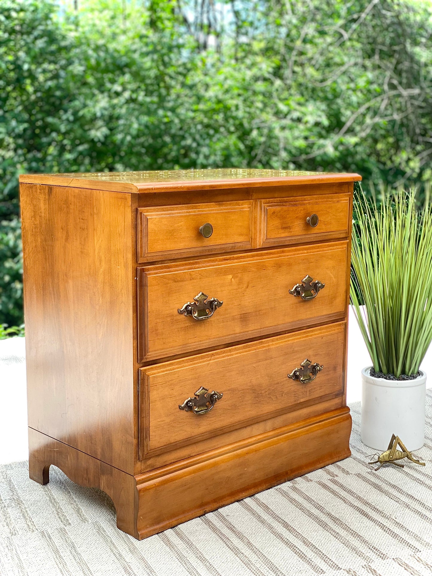 Small Vintage Wooden 3 Drawer Dresser