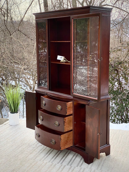 Vintage Federal Mahogany Hutch