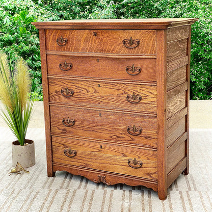 Vintage Wooden 5 Drawer Dresser