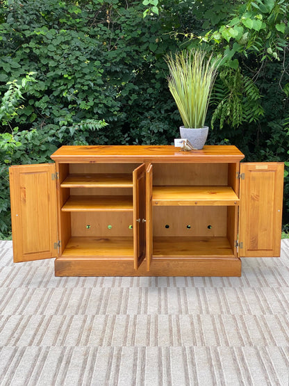 Nice Handmade Solid Pine Buffet Credenza