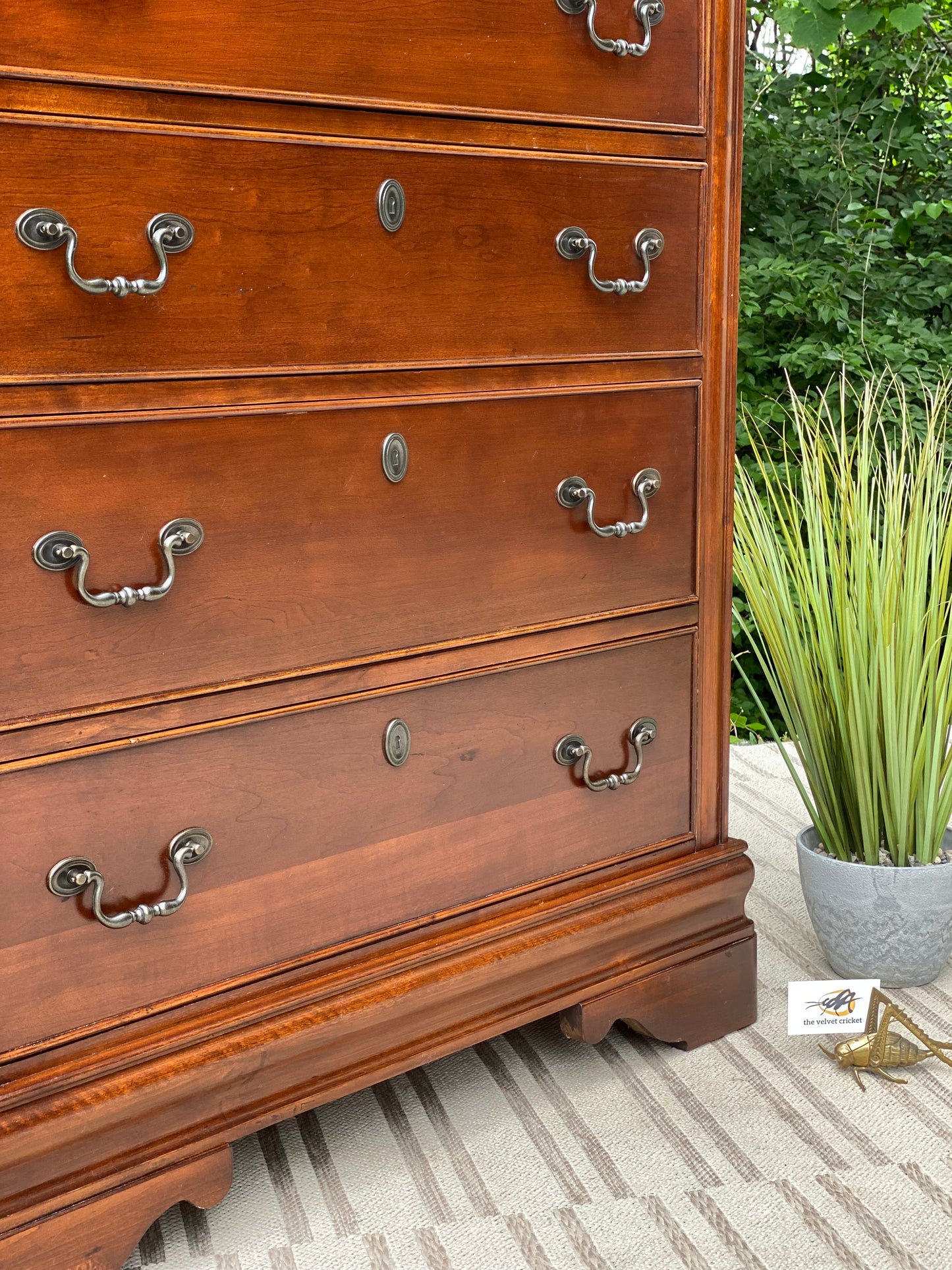 Beautiful Wooden 5 Drawer Highboy Dresser