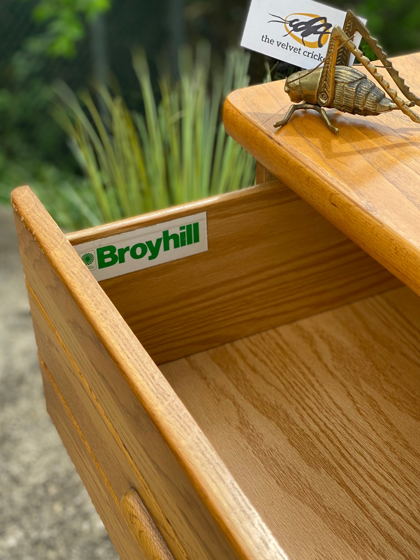 Vintage Wooden Broyhill 9 Drawer Lowboy Dresser