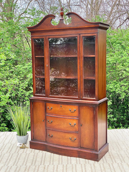 Vintage Federal Style Mahogany Display Hutch