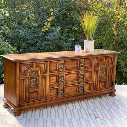 Vintage Stanley 9 Drawer Lowboy Dresser