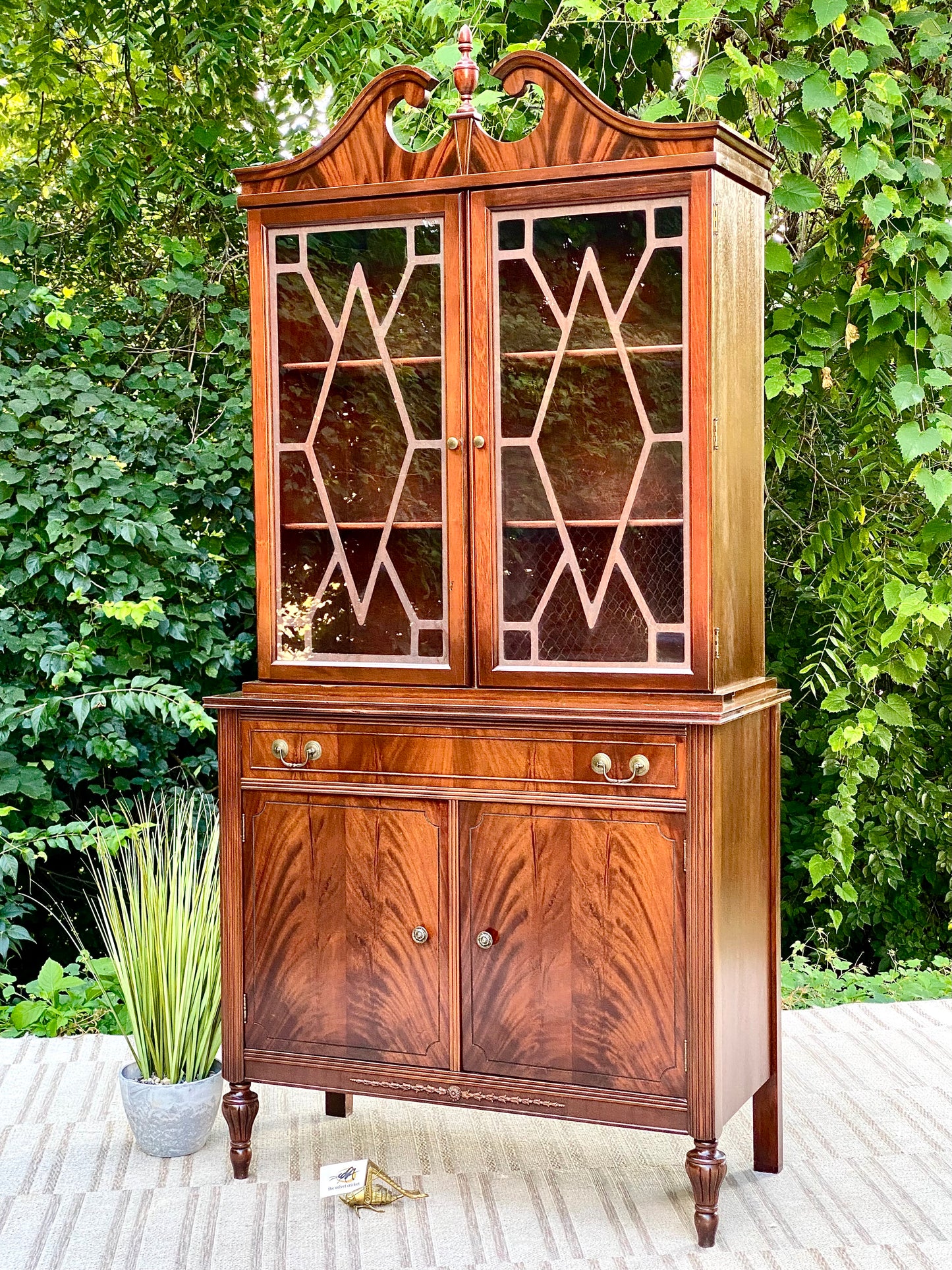 Vintage Federal Mahogany Display Hutch