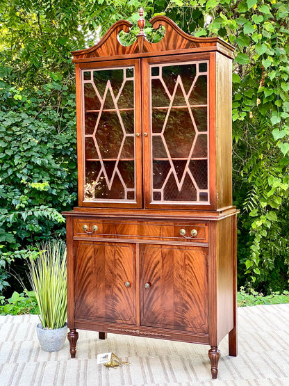 Vintage Federal Mahogany Display Hutch