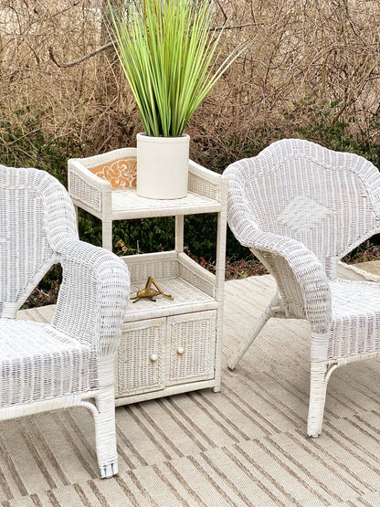 Vintage 3 Piece Wicker Chair and Table Set