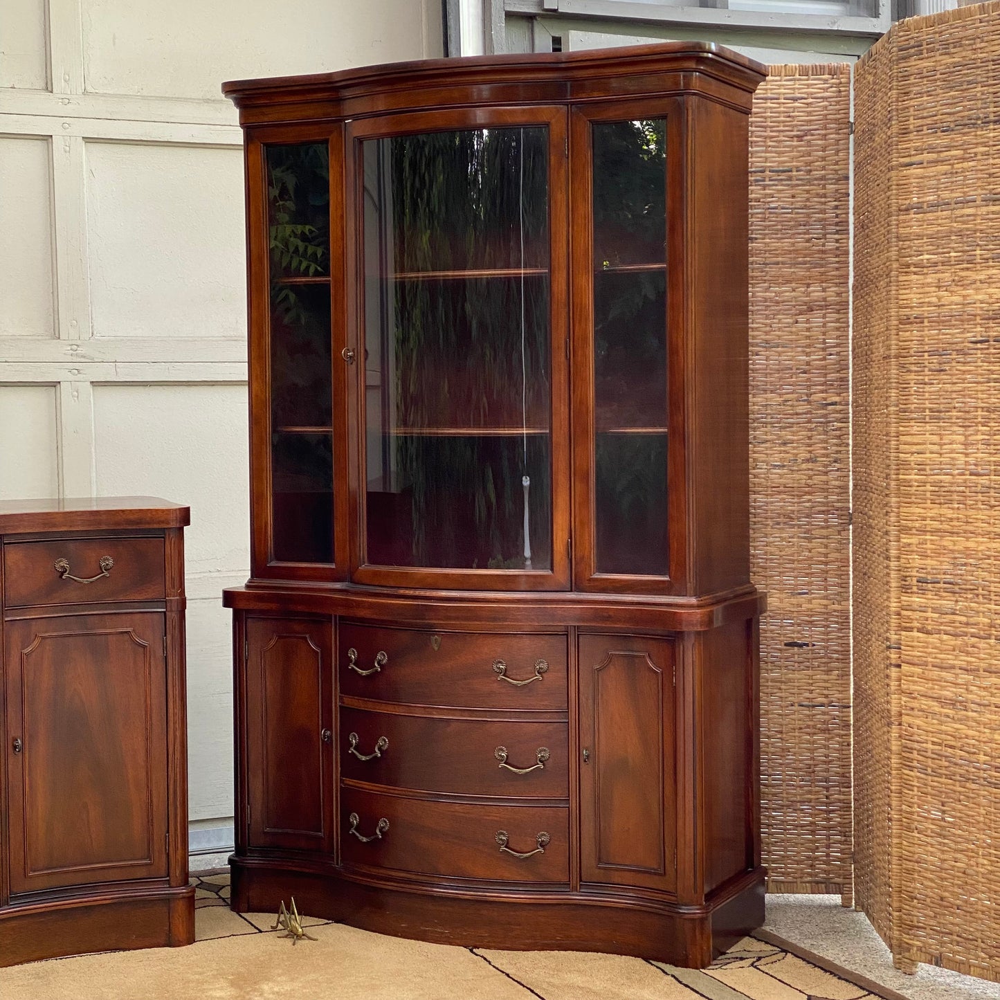 Gorgeous Wooden Curved Front Hutch