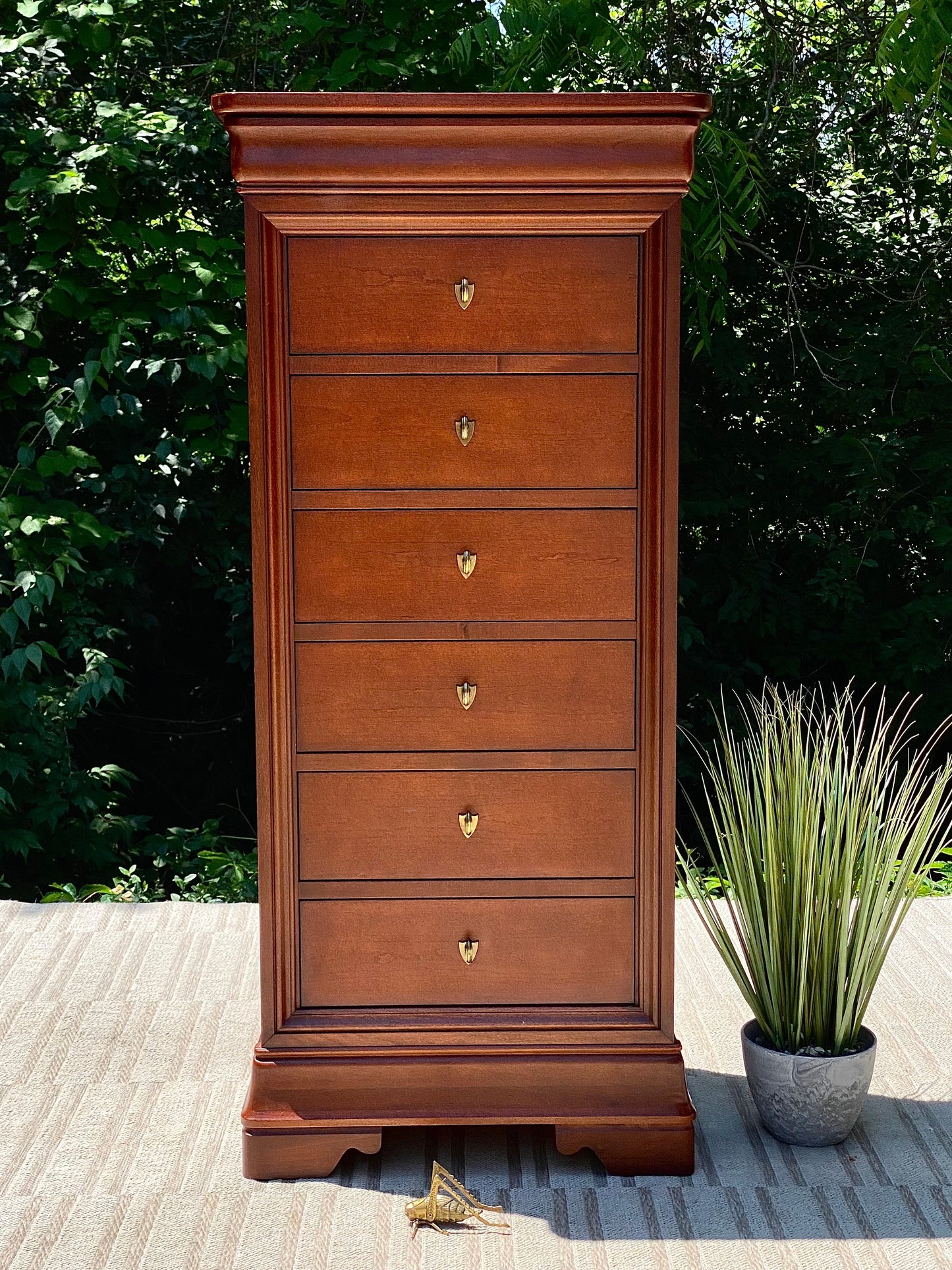 Nice Thomasville Wooden 6 Drawer Tall Chest of Drawers