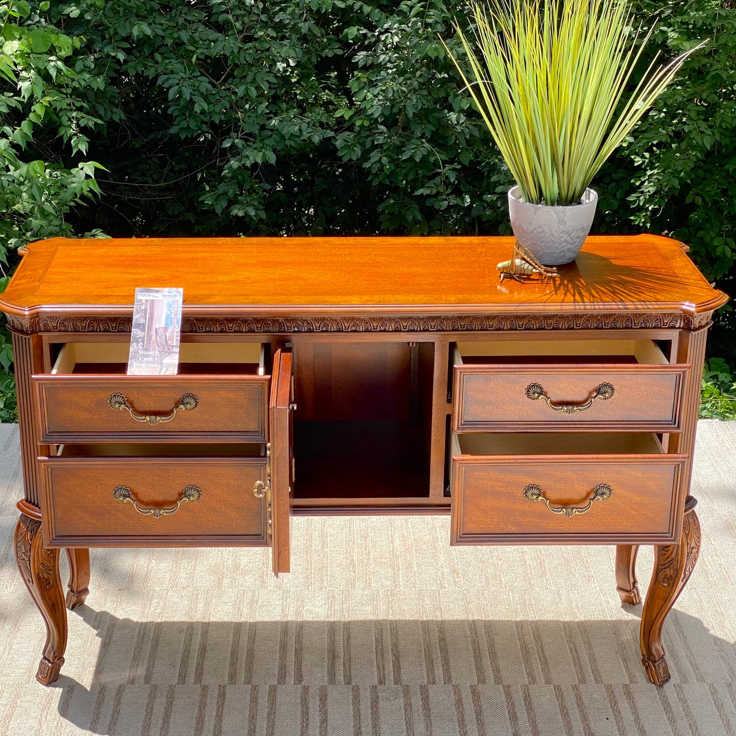 Beautiful Wooden Hallway Table Credenza