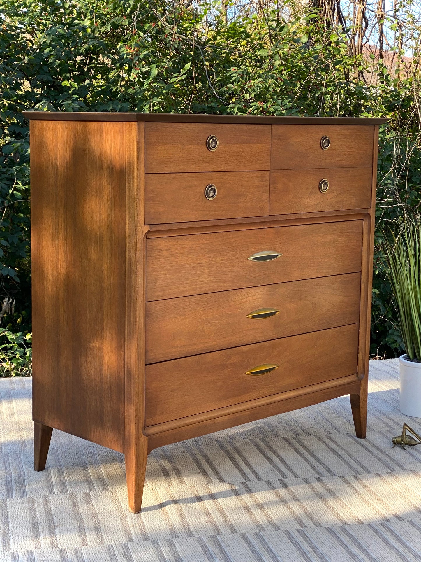 Vintage MCM Dixie 7 Drawer Dresser