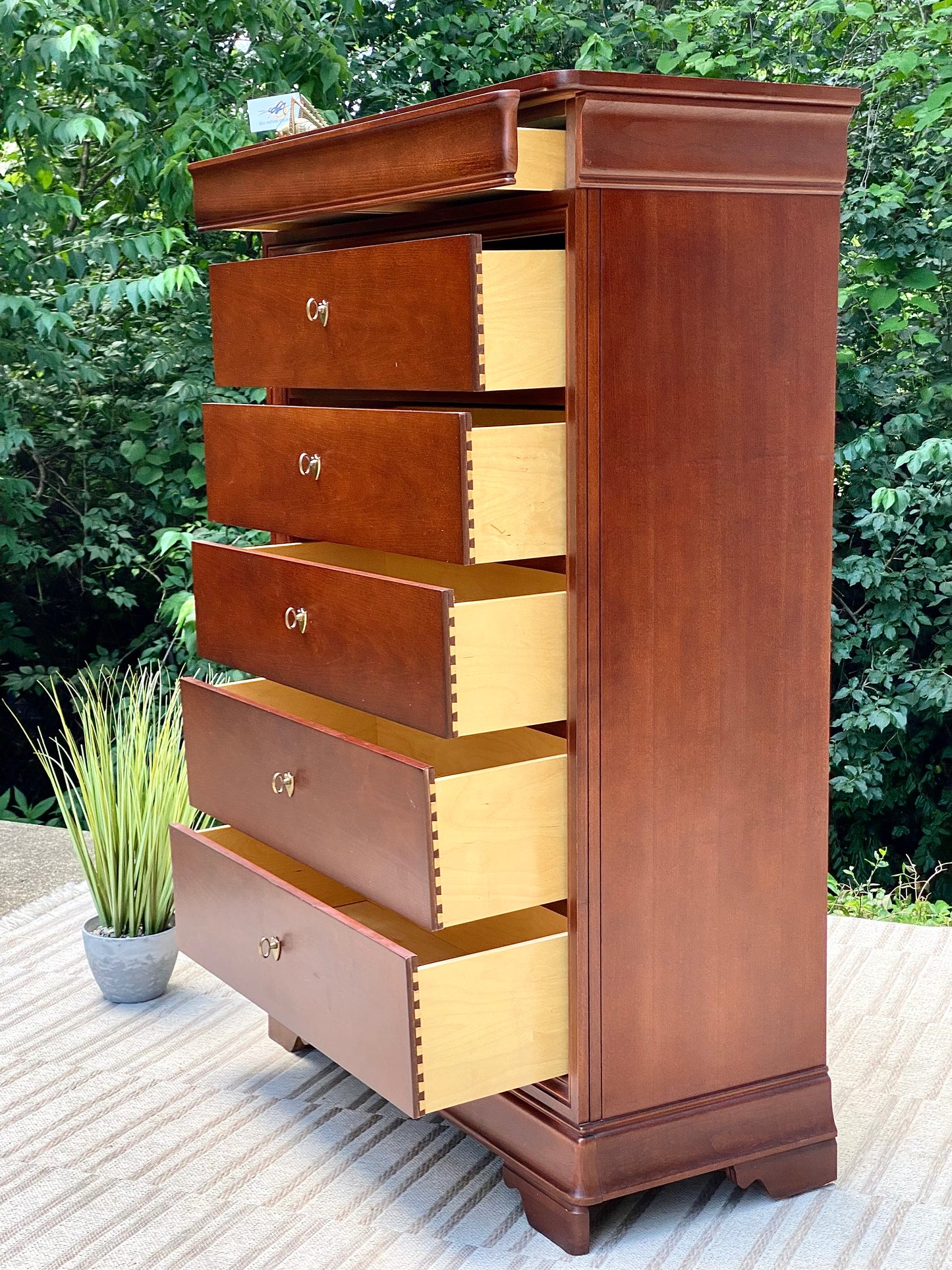 Nice Thomasville Wooden 5 Drawer Highboy Dresser