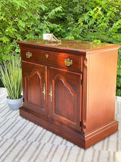 Nice Pennsylvania House Wooden Server Buffet