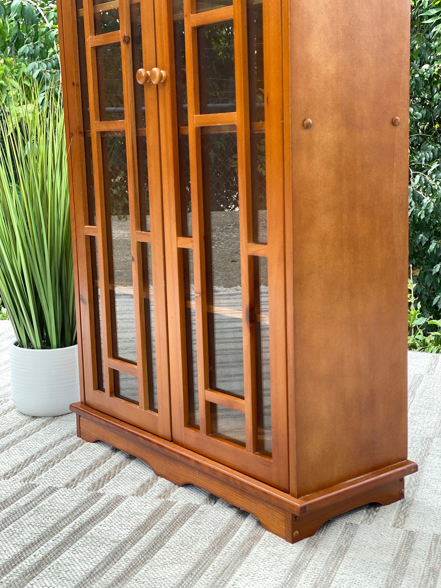 Small Modern Display Cabinet