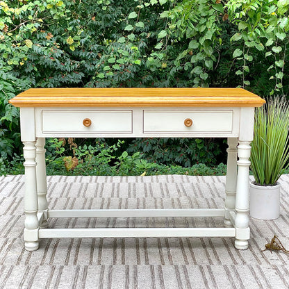 Nice White Painted Hallway Table
