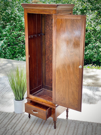 Vintage Art Deco Wooden Gibson Cabinet