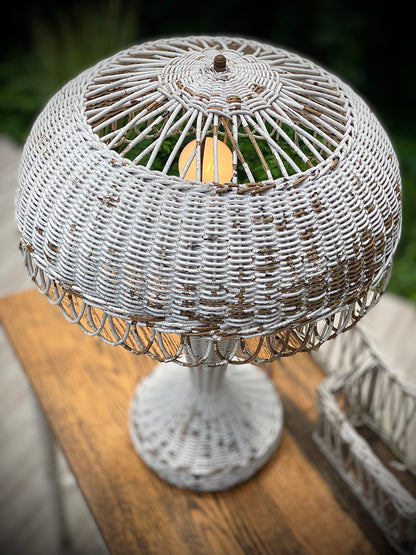 Vintage White Wicker Table Lamp