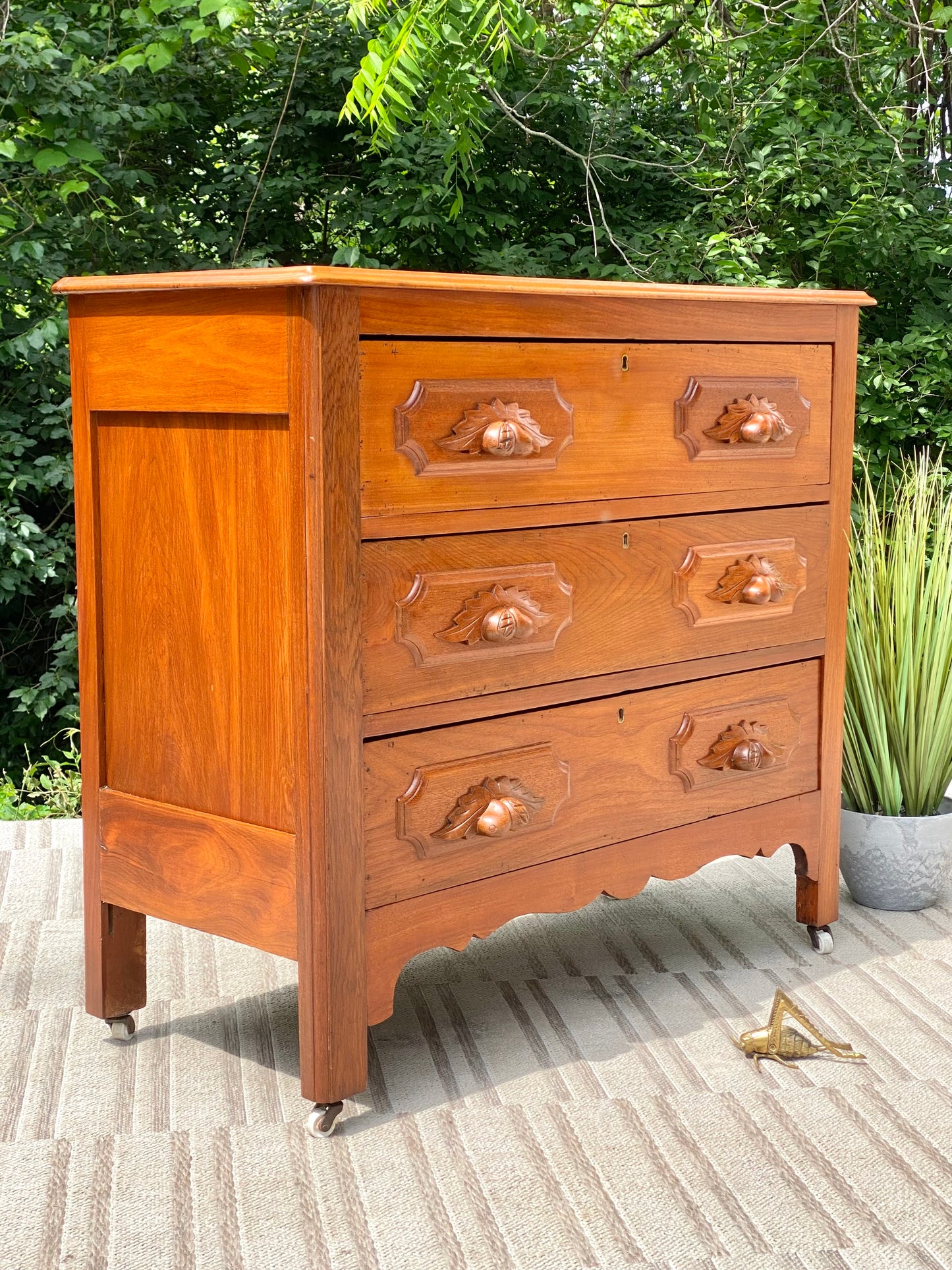 Vintage Wooden Pine Cone 3 Drawer Dresser
