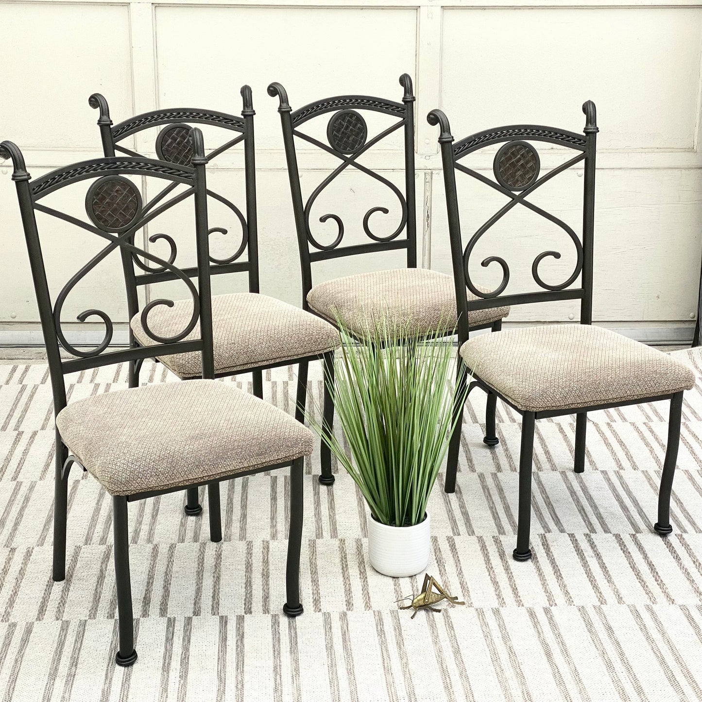 Modern Set of 4 Metal Chairs