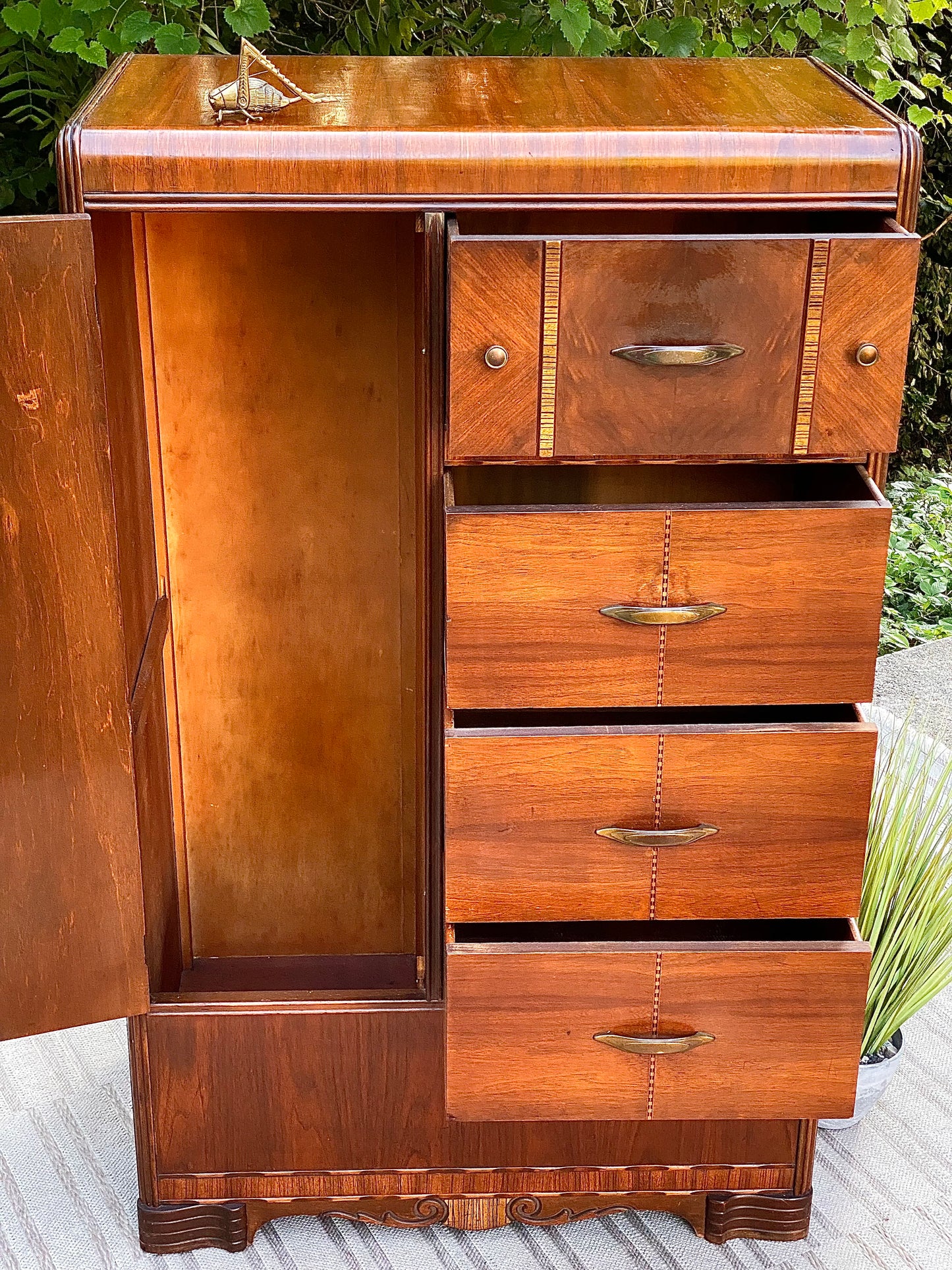Nice Vintage Art Deco Wooden Wardrobe