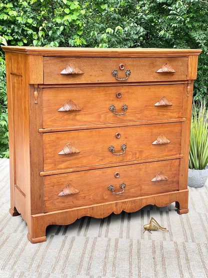 Vintage Solid Wood 4 Drawer Dresser