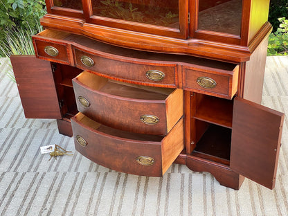 Vintage Federal Style Wooden Display Hutch