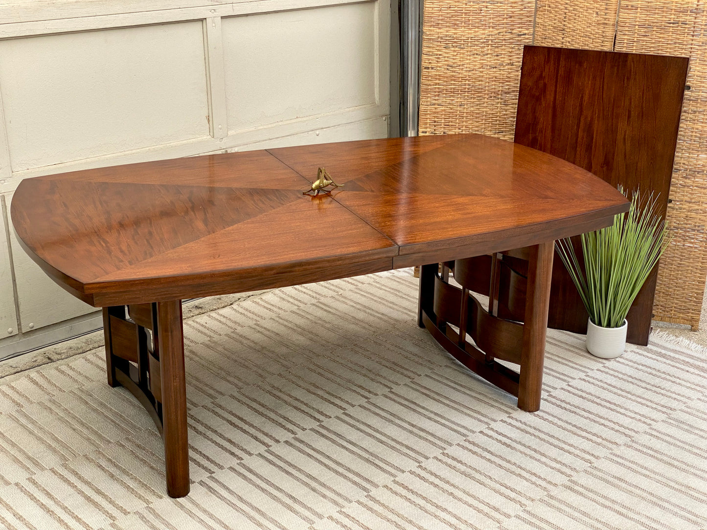 Nice Modern Wooden Table with Leaf