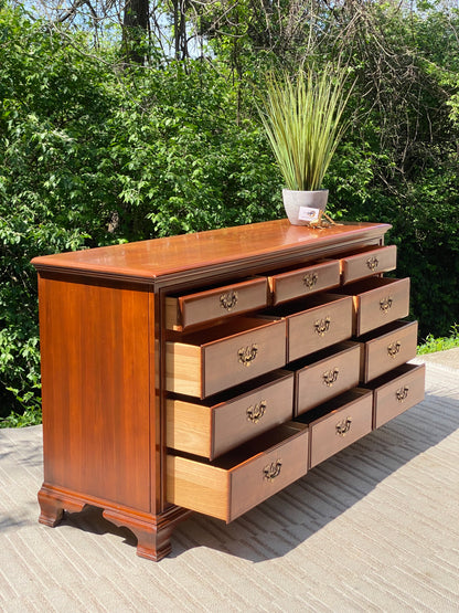 Vintage Link Taylor Solid Cherry 12 Drawer Dresser