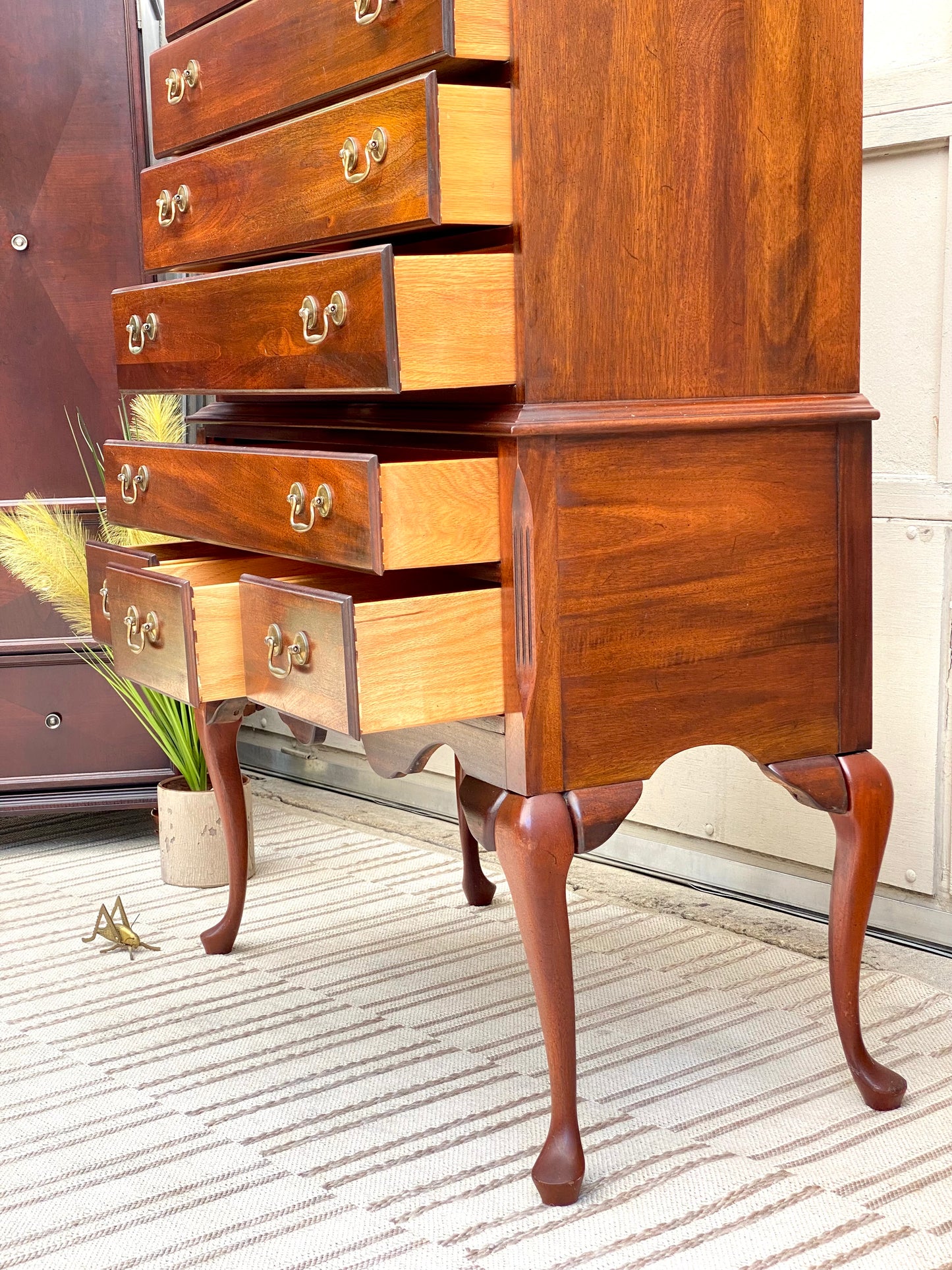 Modern Wooden Chest of Drawers