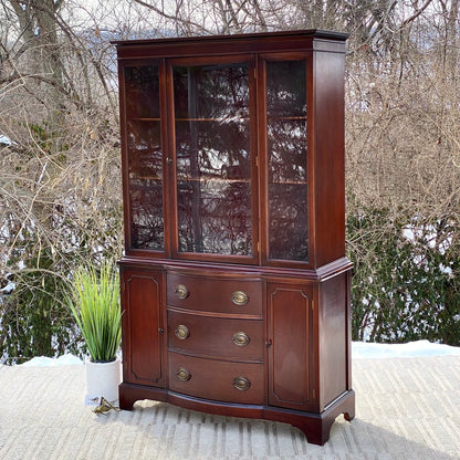 Vintage Federal Mahogany Hutch