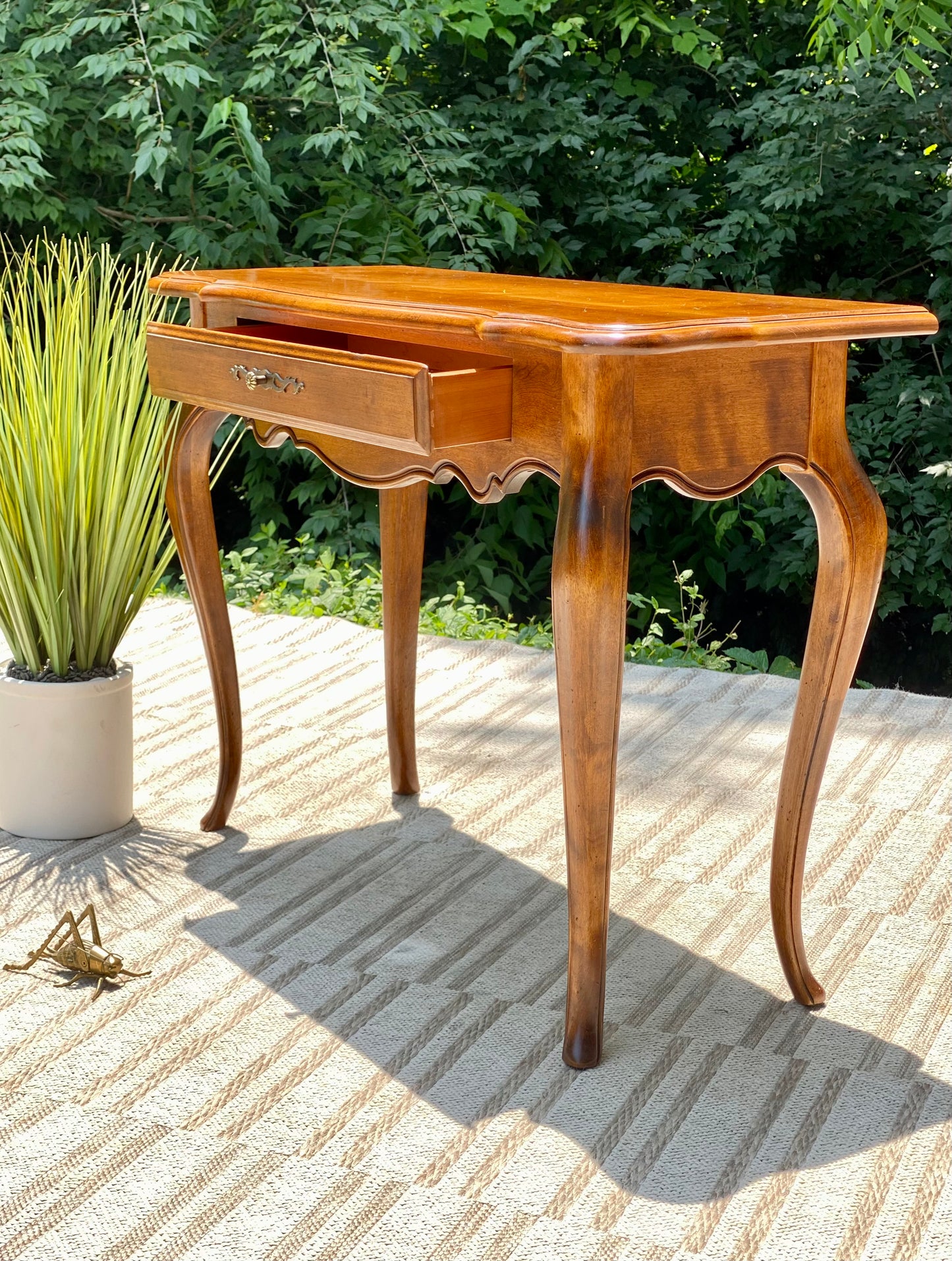 Ethan Allen Hallway Sofa Table