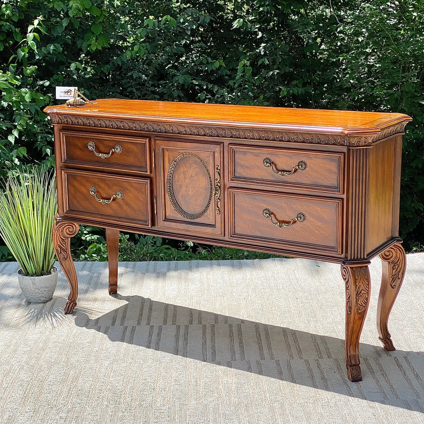 Beautiful Wooden Hallway Table Credenza