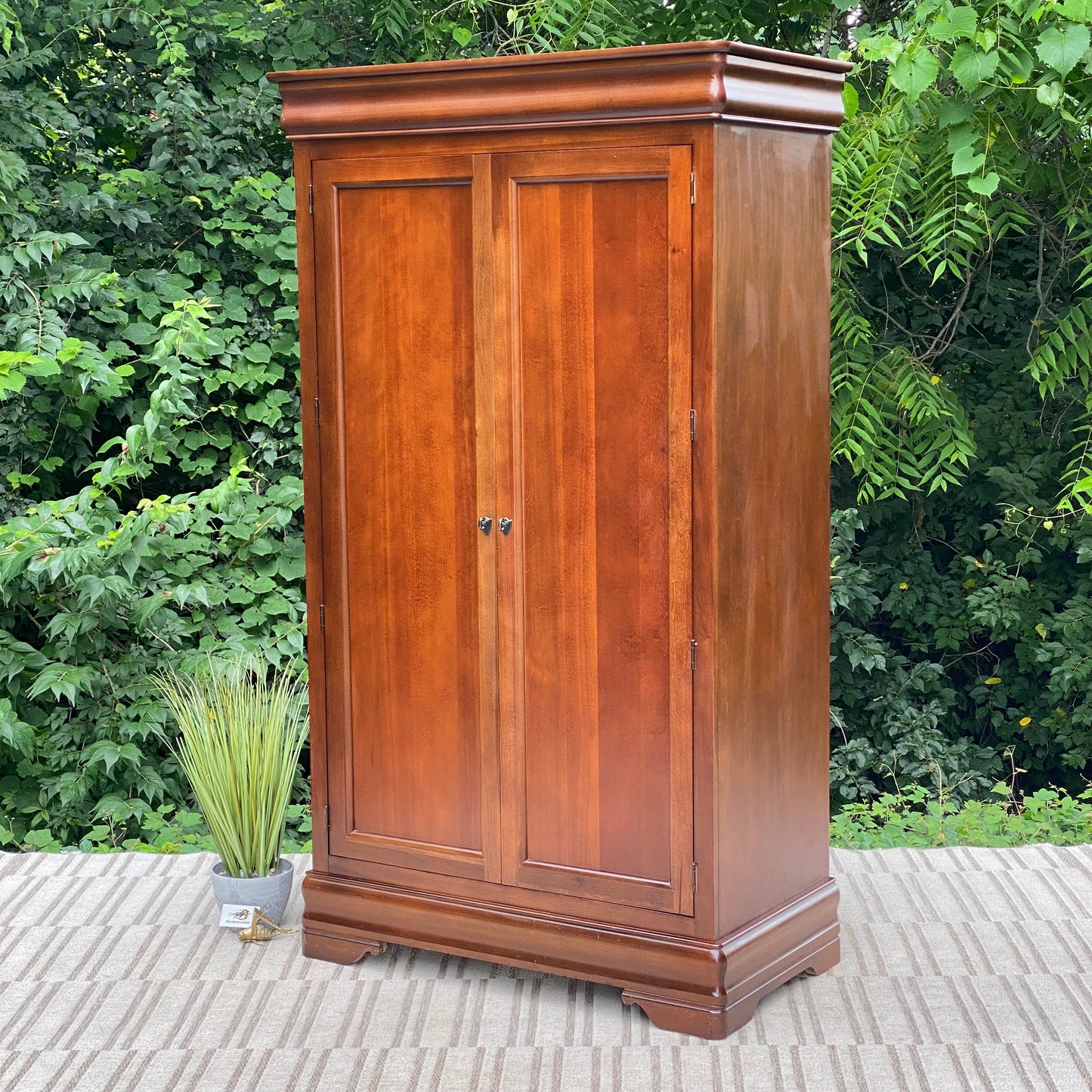 Nice Broyhill Wooden Wardrobe Armoire Cabinet