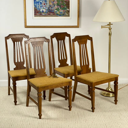 Vintage MCM Bassett Mid Century Set of 4 Chairs