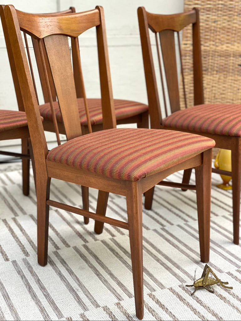 Set of 4 Retro MCM Mid Century Modern Garrison Chairs