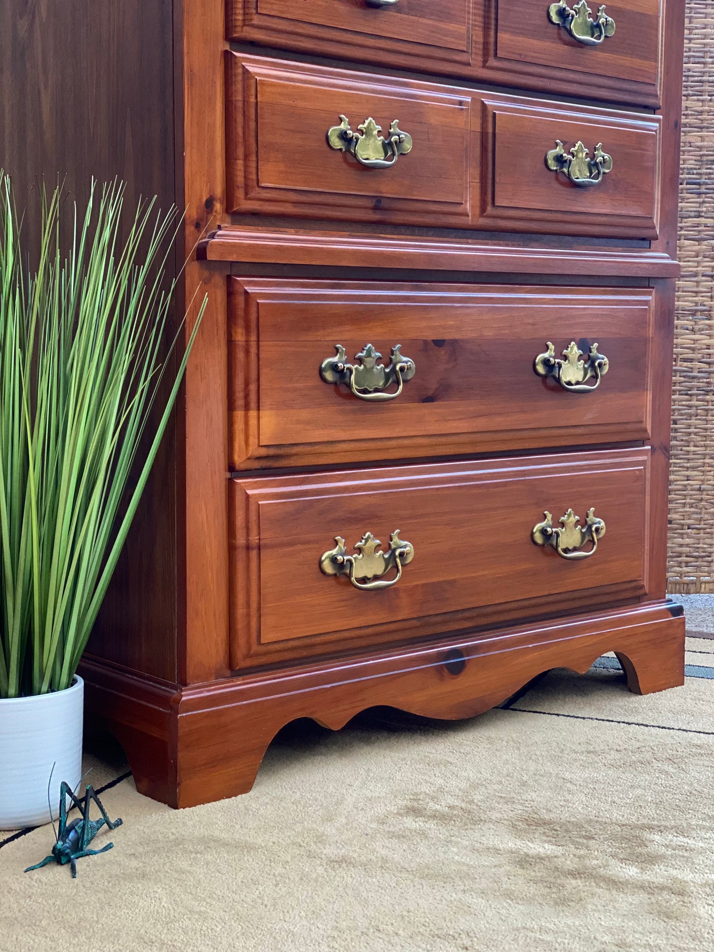 Vintage Broyhill 5 Drawer Dresser