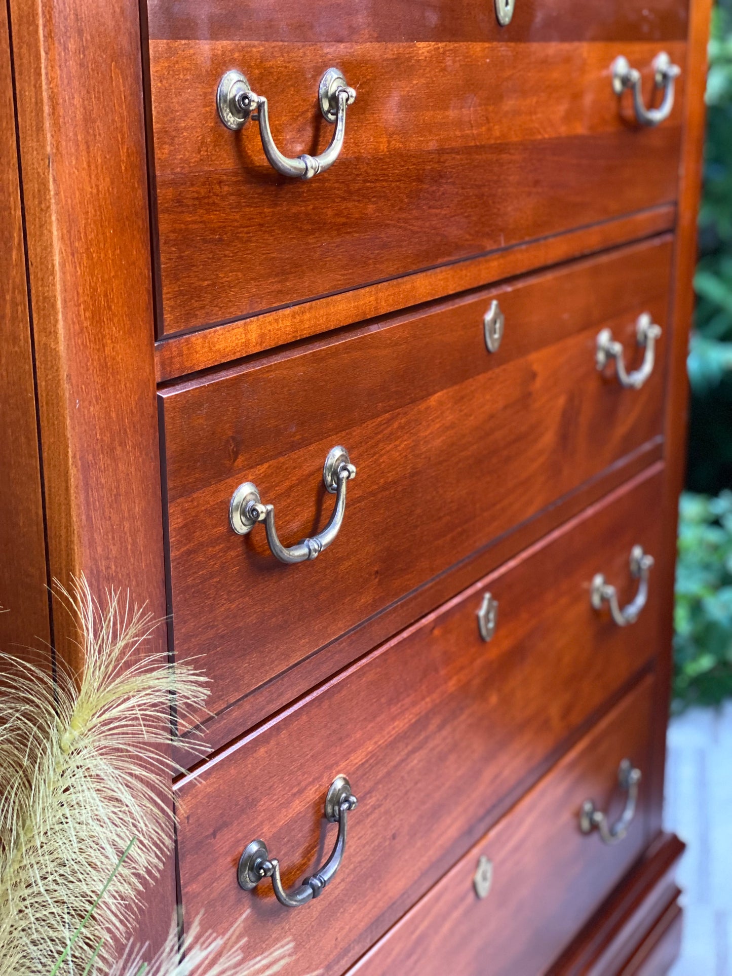 Modern Wooden 5 Drawer Dresser