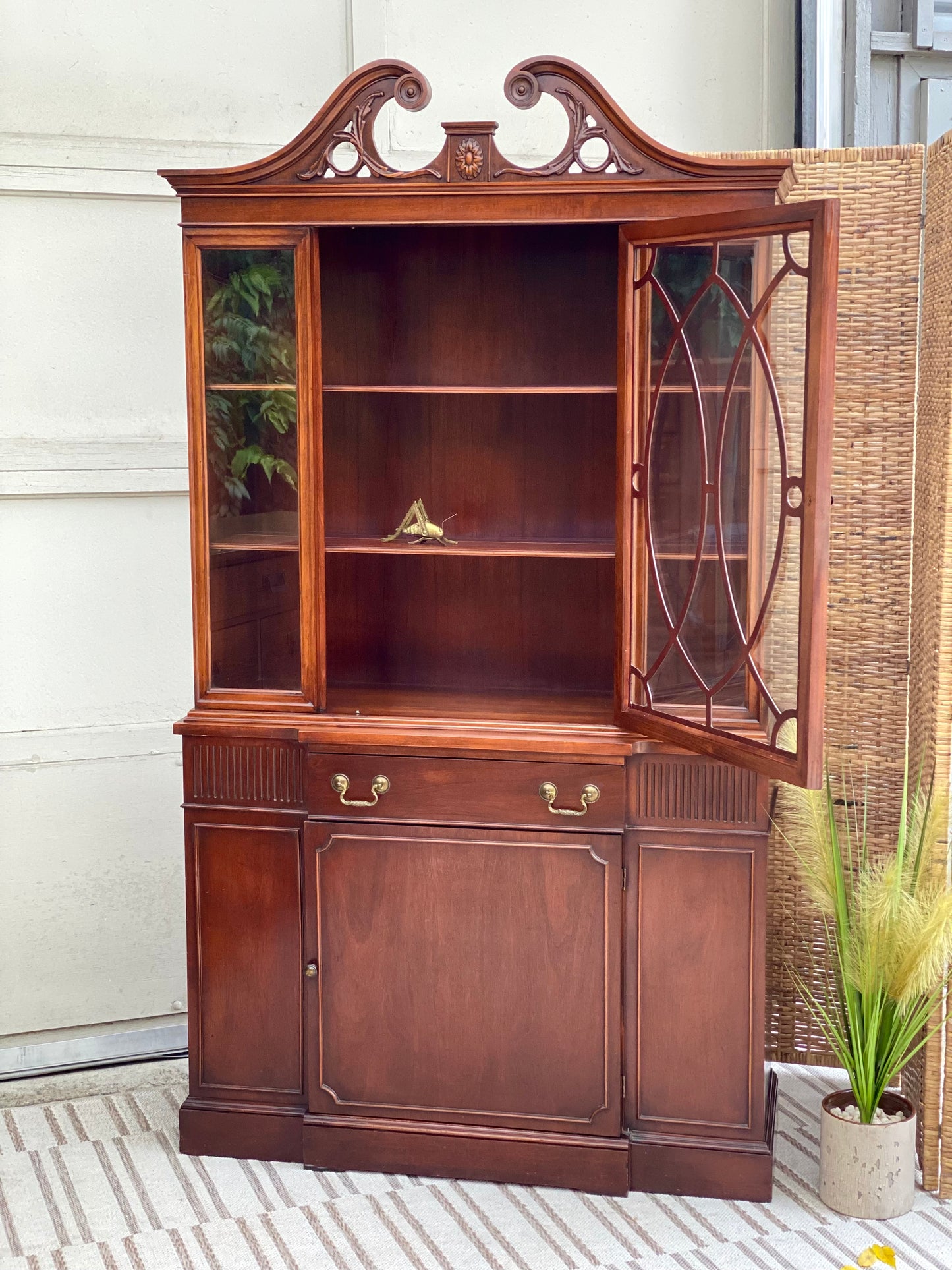 Vintage Mahogany Dining Room Hutch