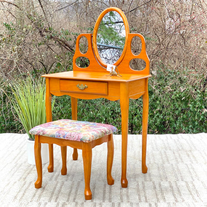 Nice Wooden Vanity and Seat