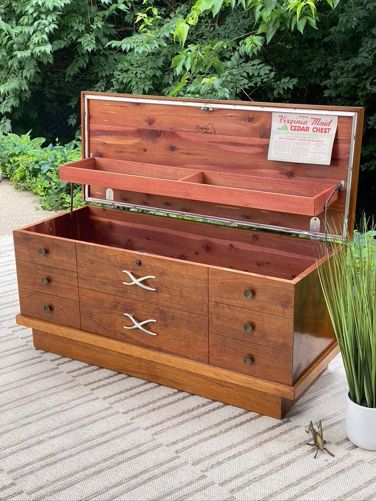 Retro MCM Lane Cedar Chest