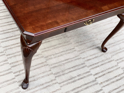 Beautiful Thomasville Dining Table