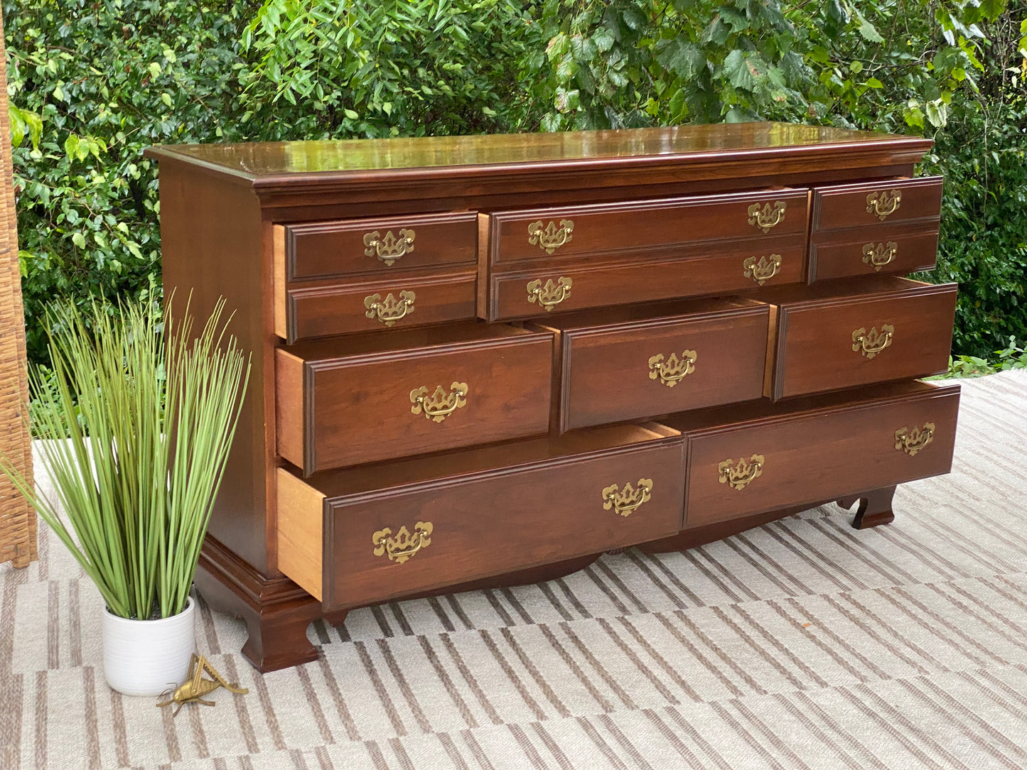 Nice Wooden 8 Drawer Dresser