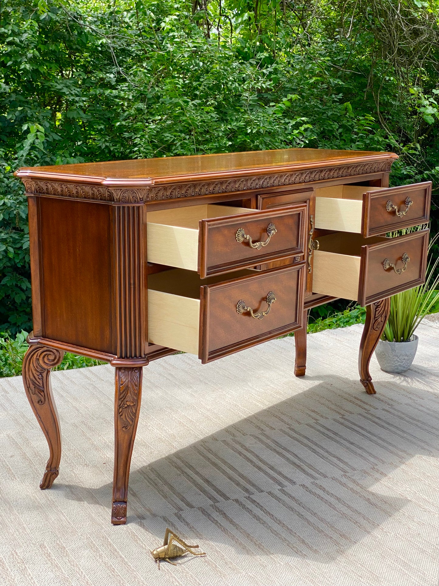 Beautiful Wooden Hallway Table Credenza