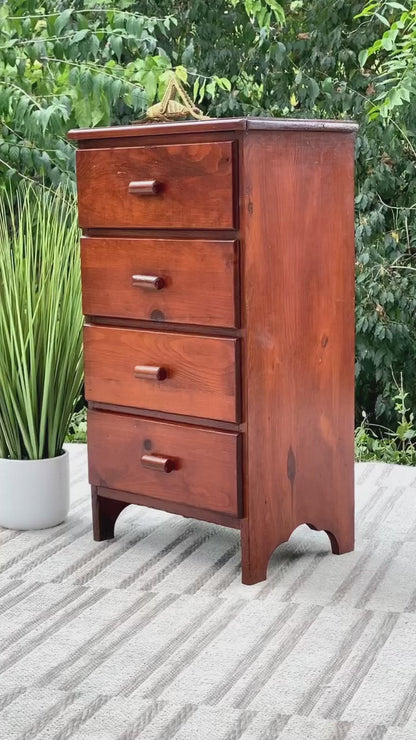 Small Vintage Pine 4 Drawer Dresser