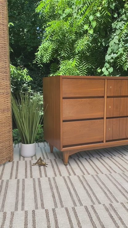 Retro MCM Kroehler 9 Drawer Dresser