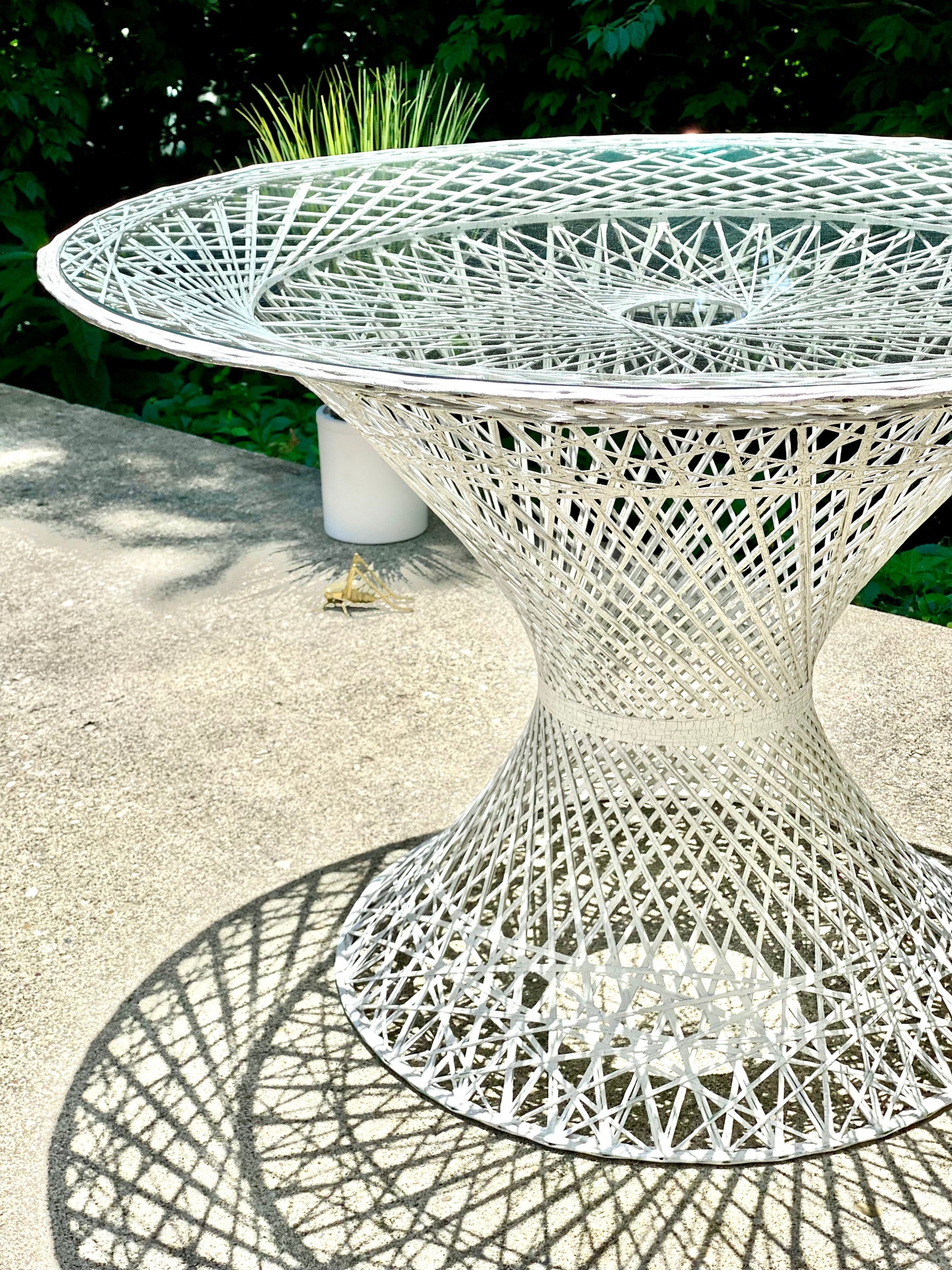 Vintage MCM Woodard Fiberglass Patio Table - Indoor/Outdoor Furniture